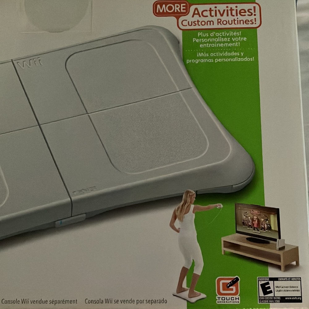 Brand New/Never Opened  Wii Fit Plus - Picture 6 of 10